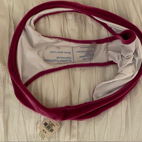 Velvet Victoria’s Secret pink bikini size S/M - Picture 5 of 9